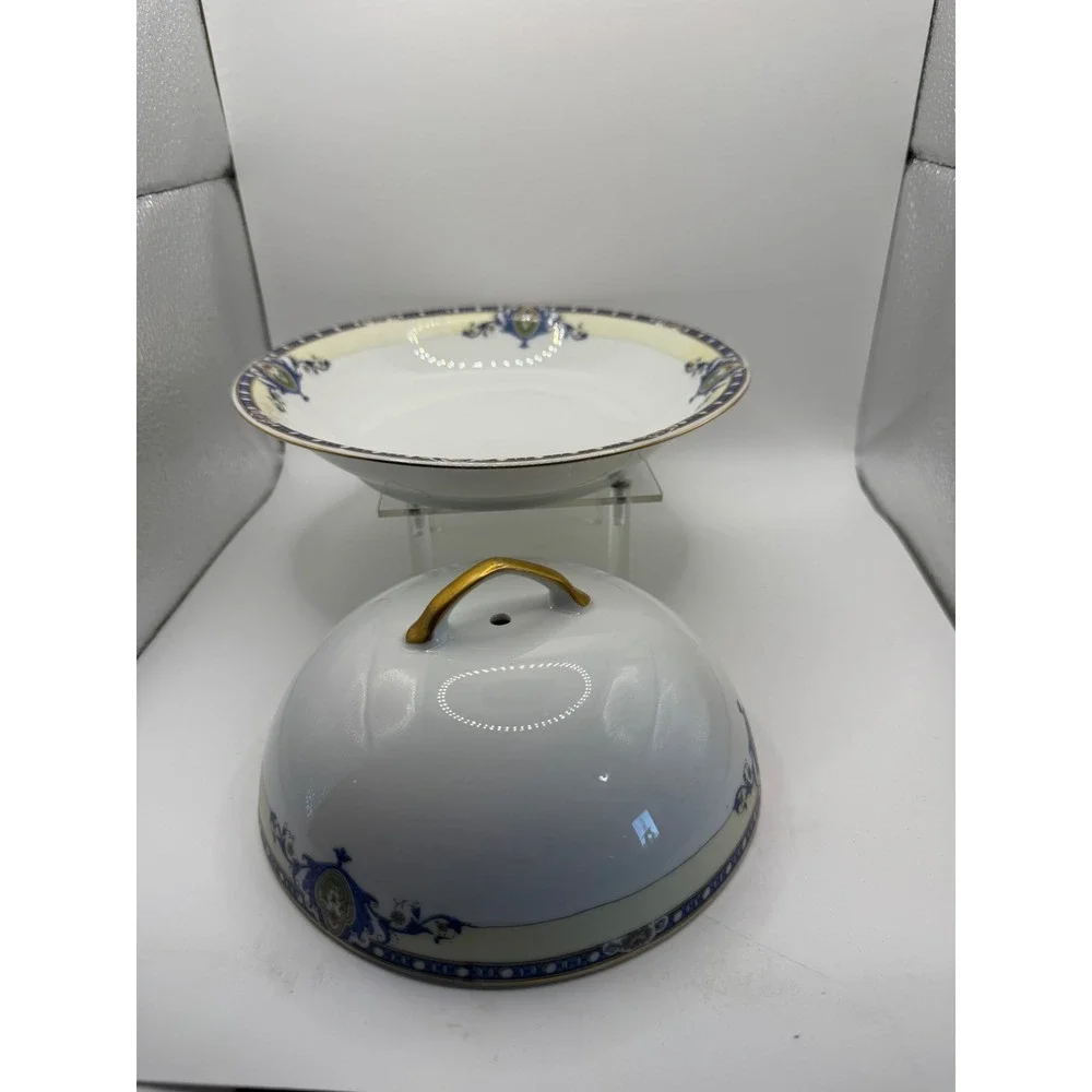 Victoria‎ Czecho-Slovakia Porcelain Covered Butter Dish Blue Cream Floral Gold